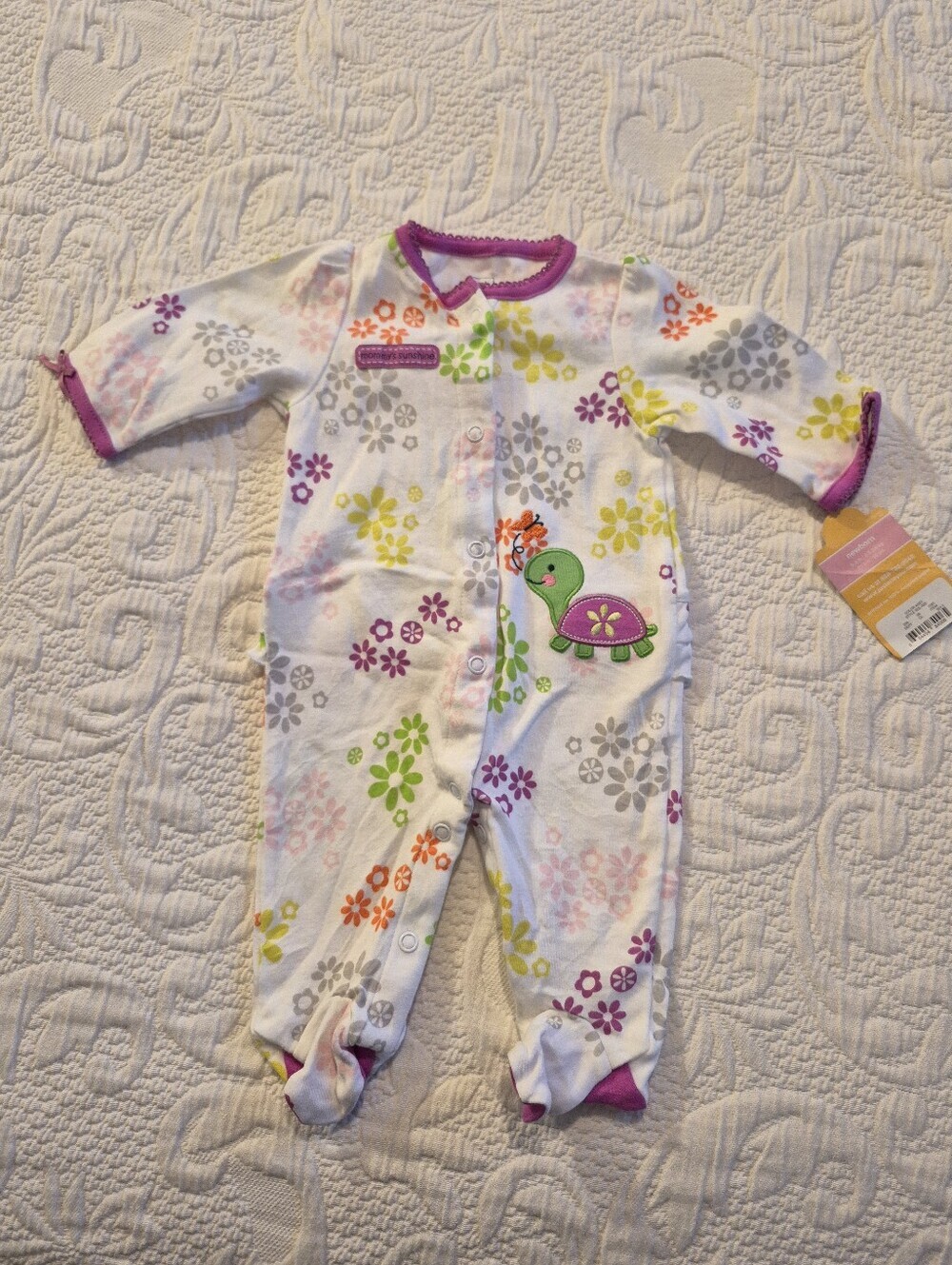 Carters girls NB ruffle butt turtle applique NWT snap closure